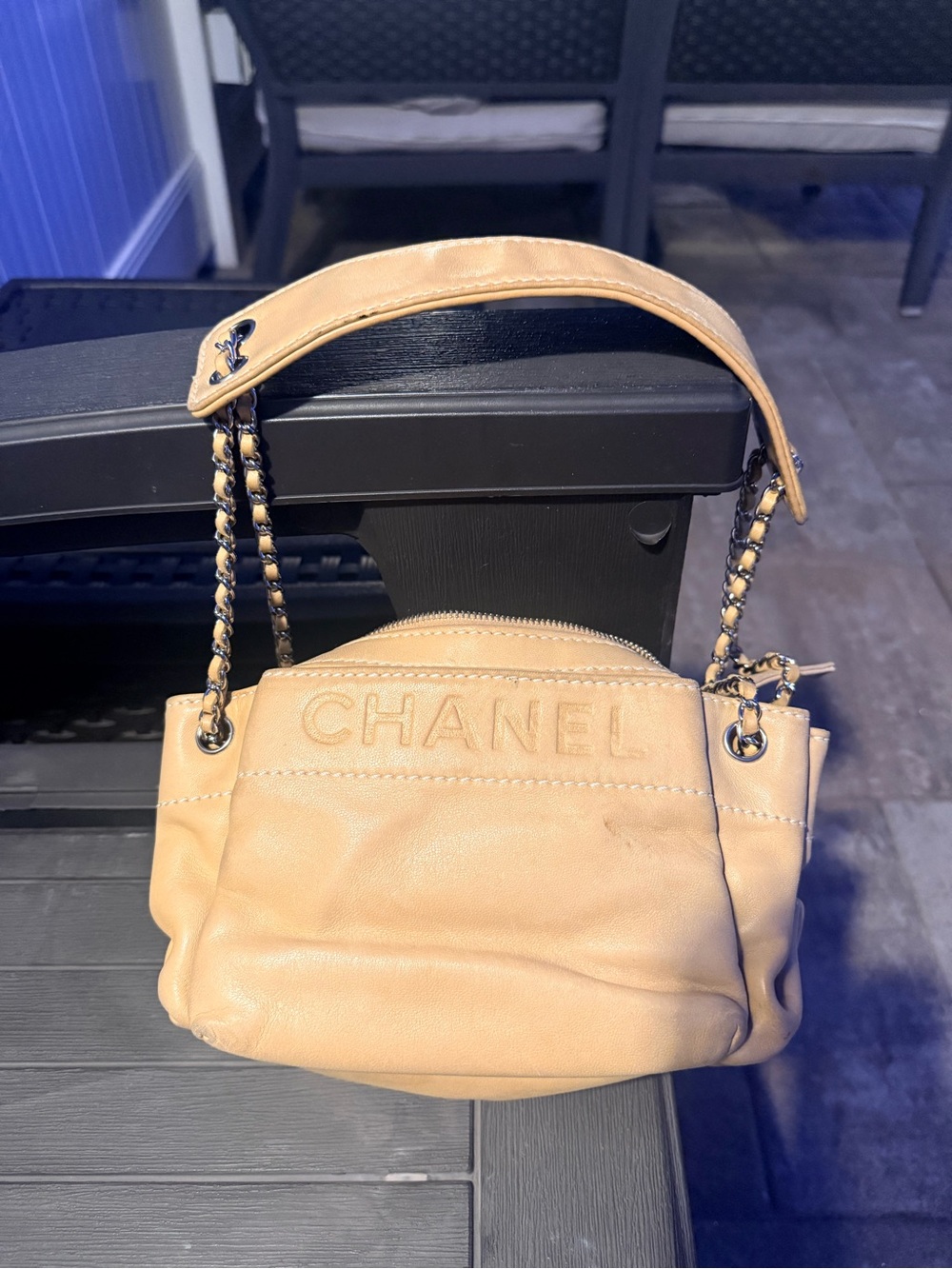 CHANEL Beige Leather Shoulder Bag with Chain Strap